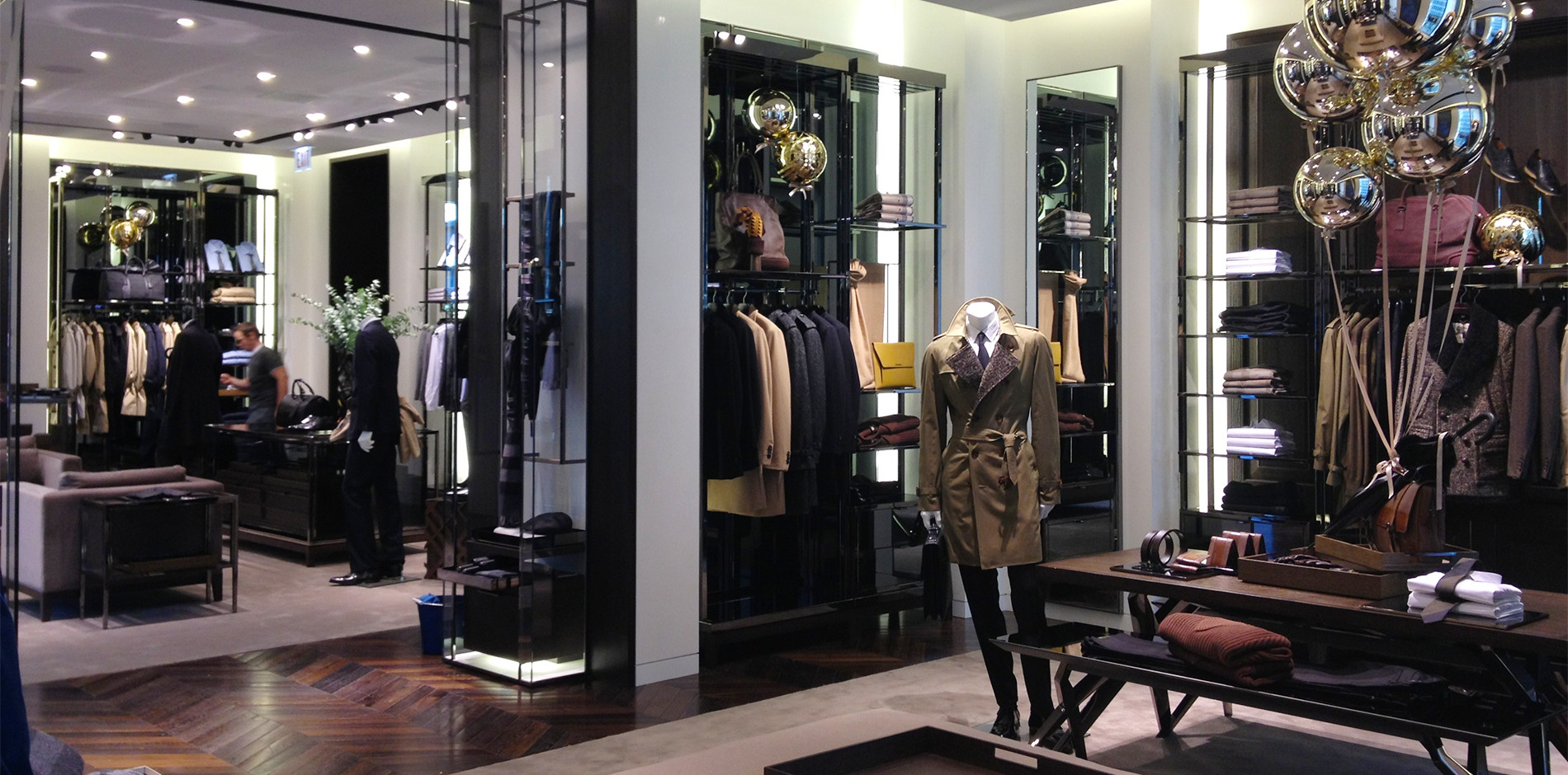 Burberry Chicago Luxury Retail Construction Renovation & Fit-out