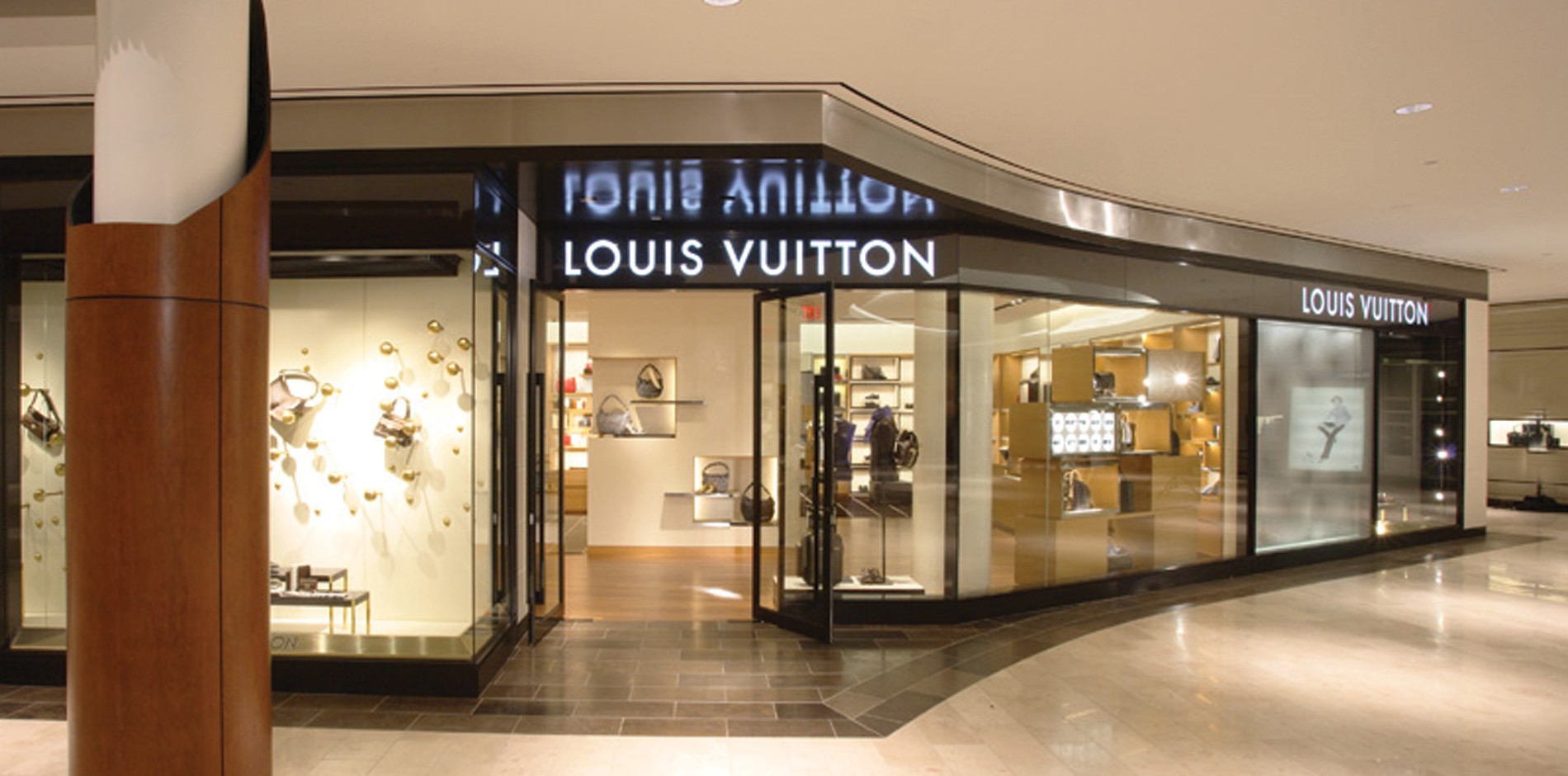 Louis Vuitton Beverly Center Los Angeles California